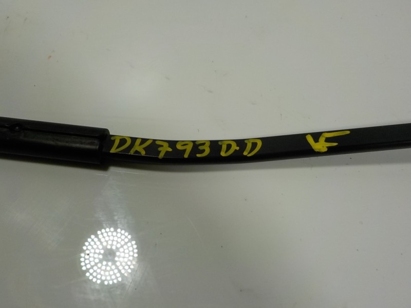 Recambio de brazo limpia delantero derecho para seat alhambra (710) reference referencia OEM IAM 7N1955410A  