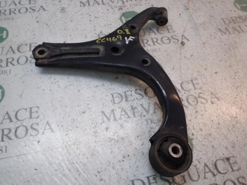 Recambio de brazo suspension inferior delantero izquierdo para kia rio 1.4 ex1 referencia OEM IAM 545001E000  
