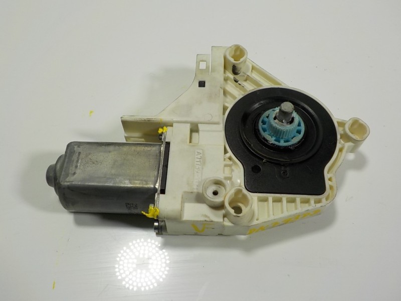 Recambio de motor elevalunas delantero derecho para seat alhambra (710) reference referencia OEM IAM 8K0959801B 8K0959801B 10369