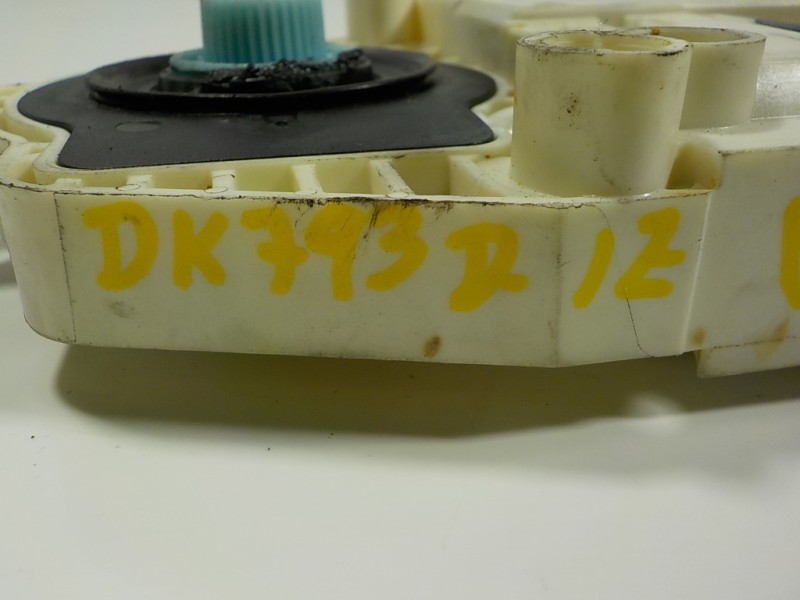 Recambio de motor elevalunas delantero izquierdo para seat alhambra (710) reference referencia OEM IAM 8K0959802B 8K0959802B 103