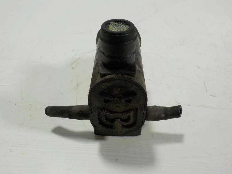 Recambio de bomba limpia para kia sorento () emotion 4x4 referencia OEM IAM 985102J000 985102J000 