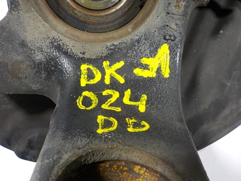 Recambio de mangueta delantera derecha para bmw x3 (e83) 2.0 16v diesel cat referencia OEM IAM 31213412020  31203413226