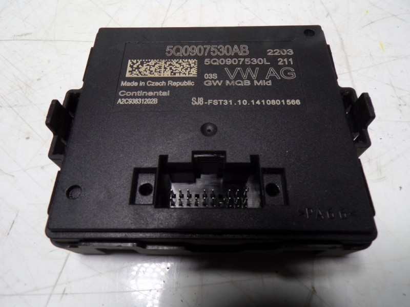 Recambio de modulo electronico para volkswagen golf vii variant 1.6 tdi dpf referencia OEM IAM  5Q0907530AB A2C93831202B