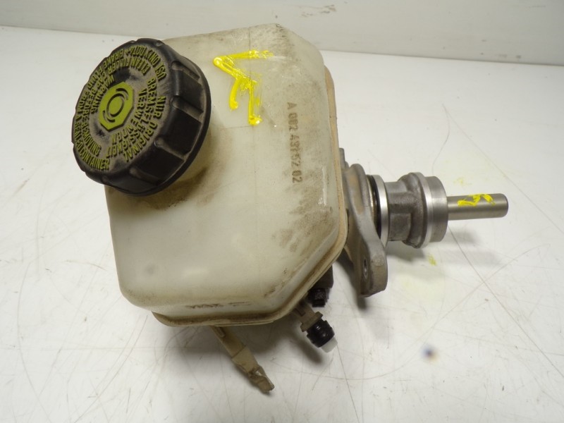 Recambio de bomba freno para volkswagen crafter caja cerrada 2.0 tdi referencia OEM IAM 2E0611017G A0024315202 