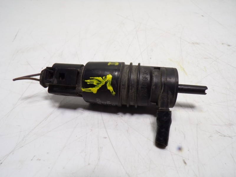 Recambio de bomba limpia para volkswagen crafter caja cerrada 2.0 tdi referencia OEM IAM 2E0955951 2218690121 3028232