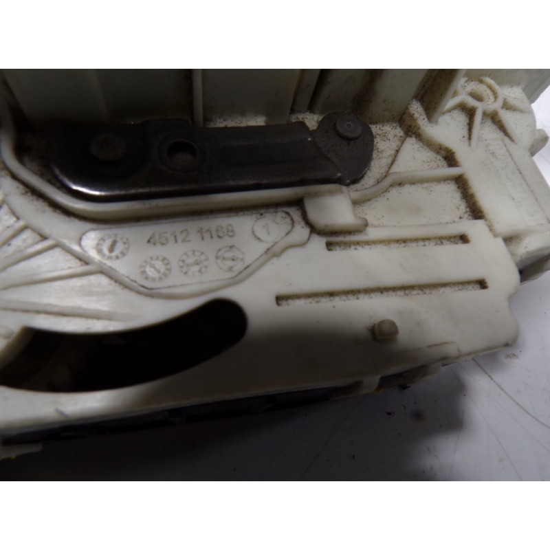 Recambio de cerradura puerta delantera derecha para volkswagen crafter caja cerrada 2.0 tdi referencia OEM IAM 2E1837016C A90672