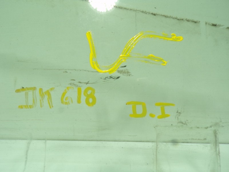 Recambio de cristal puerta delantero izquierdo para volkswagen crafter caja cerrada 2.0 tdi referencia OEM IAM 2E0845201A  