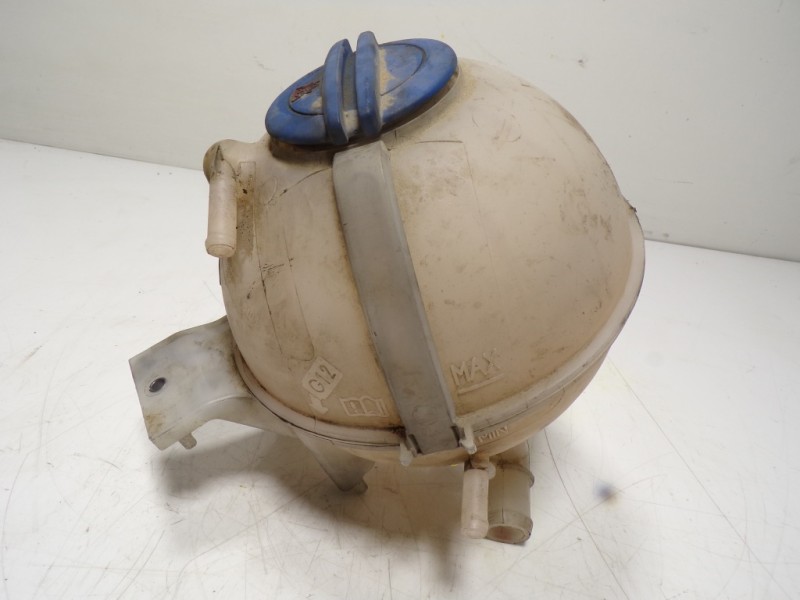 Recambio de deposito expansion para volkswagen crafter caja cerrada 2.0 tdi referencia OEM IAM 2E0121407  