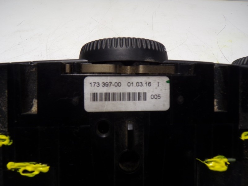 Recambio de mando climatizador para volkswagen crafter caja cerrada 2.0 tdi referencia OEM IAM 2E1927139E 5HB00918324 