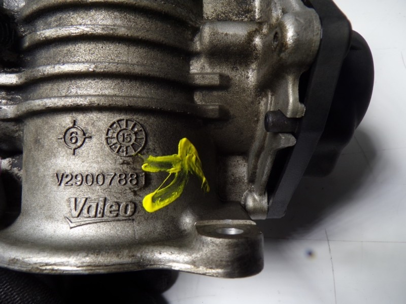 Recambio de valvula egr para volkswagen crafter caja cerrada 2.0 tdi referencia OEM IAM 03L131501AA V29007881 