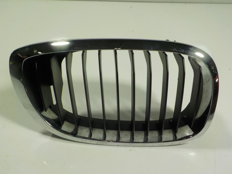 Recambio de rejilla para bmw serie 3 coupe (e46) 2.0 16v referencia OEM IAM 51137064318  
