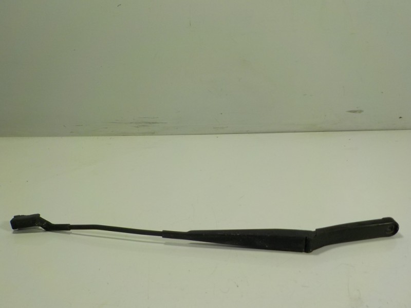 Recambio de brazo limpia delantero izquierdo para volkswagen crafter kasten (sy) 2.0 tdi referencia OEM IAM 7C1955409  