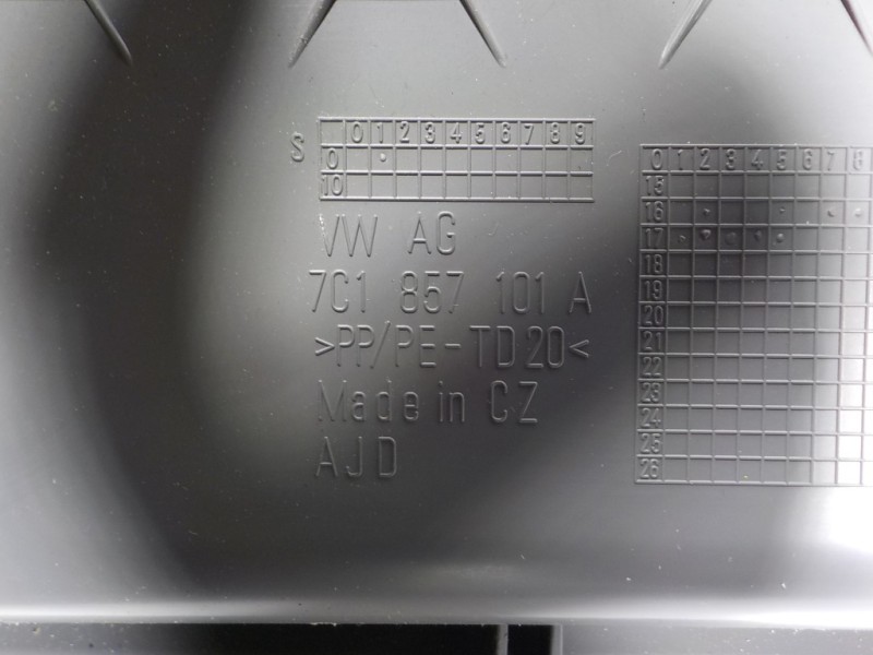 Recambio de guantera para volkswagen crafter kasten (sy) 2.0 tdi referencia OEM IAM 7C1857101BNA2 7C1857101A 