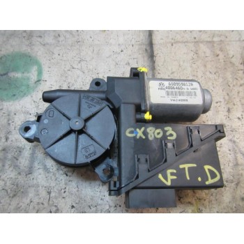 MOTOR ELEVALUNAS TRASERO DERECHO 