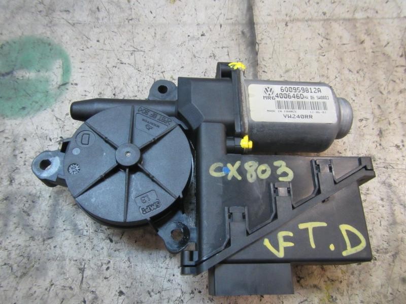 Recambio de motor elevalunas trasero derecho para volkswagen polo (9n1) 1.9 tdi referencia OEM IAM   