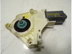 Recambio de motor elevalunas trasero izquierdo para land rover discovery 2.7 td v6 cat referencia OEM IAM CVR000060 0536010002 