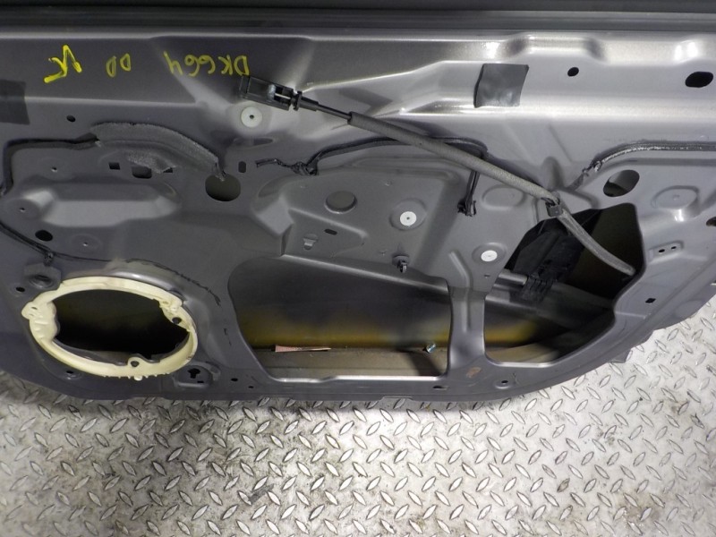 Recambio de puerta delantera derecha para ford focus turn. (cb8) 1.6 tdci cat referencia OEM IAM 1706278  