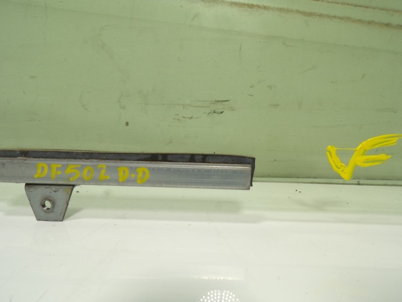 Recambio de cristal puerta delantero derecho para citroën c-zero referencia OEM IAM 9202R7  