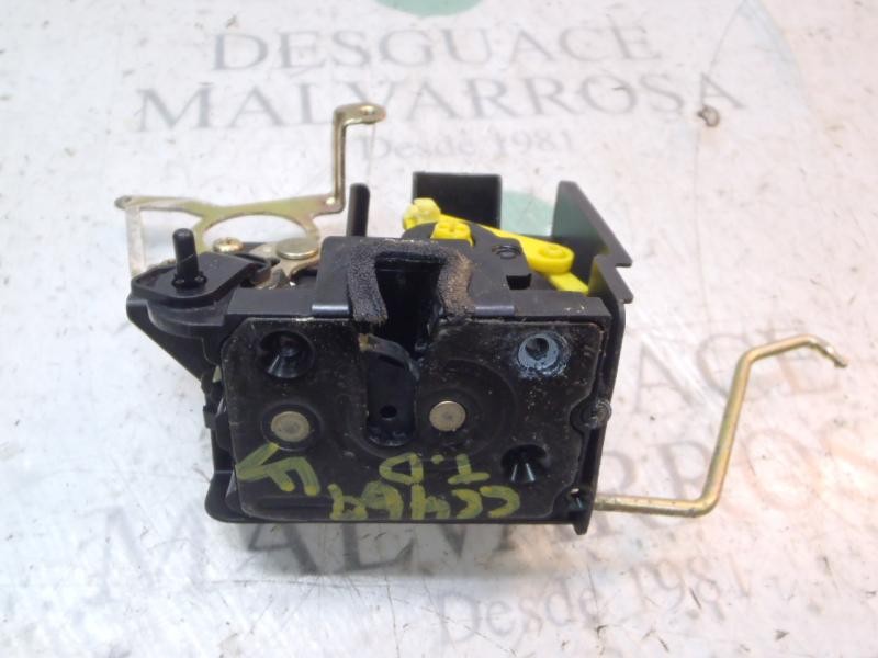 Recambio de cerradura puerta trasera derecha para kia rio 1.4 ex1 referencia OEM IAM 814221G000  