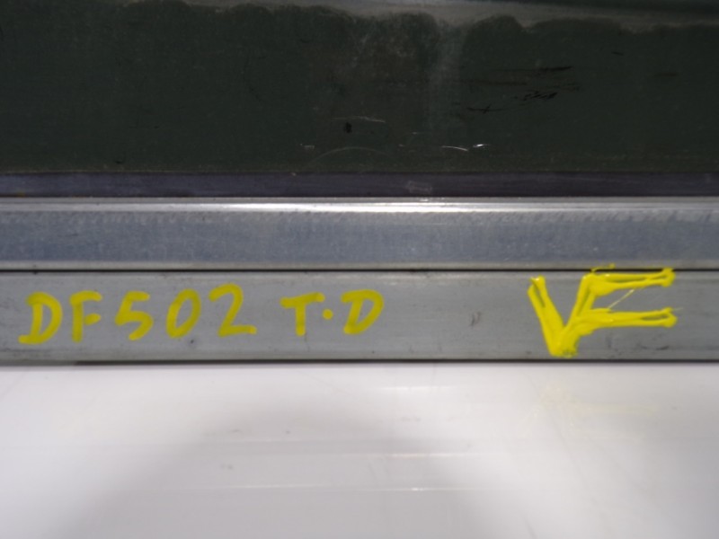 Recambio de cristal puerta trasero derecho para citroën c-zero referencia OEM IAM 9204V8  