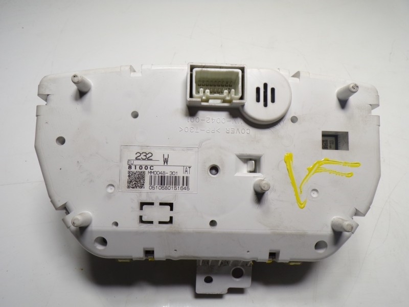 Recambio de cuadro instrumentos para citroën c-zero referencia OEM IAM 1613239180 MM0048301 