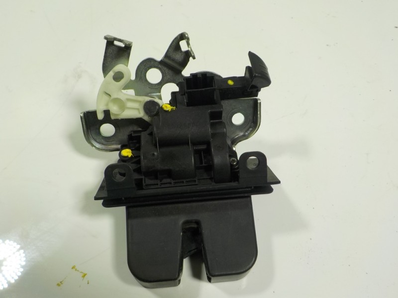 Recambio de cerradura maletero / porton para skoda rapid 1.6 tdi dpf referencia OEM IAM 5E0827505 5E0827505 
