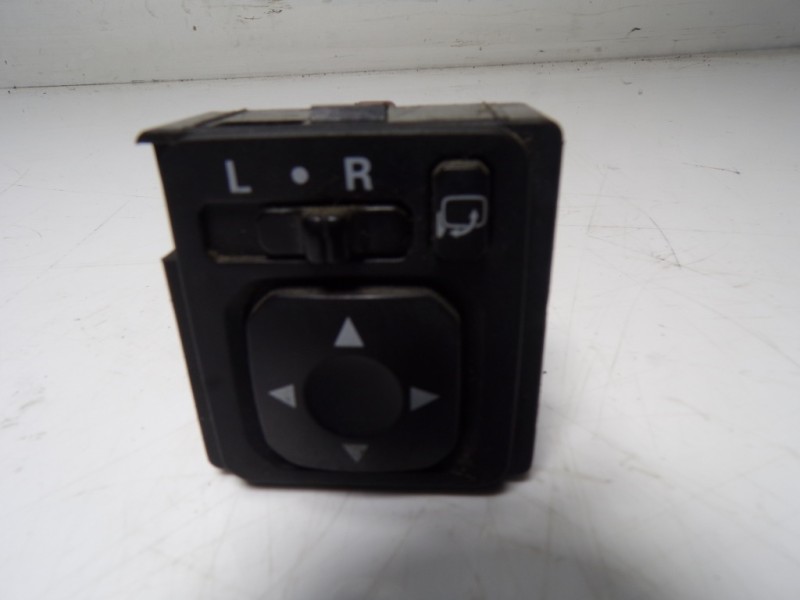 Recambio de mando retrovisor para citroën c-zero referencia OEM IAM 6590X0 183569 