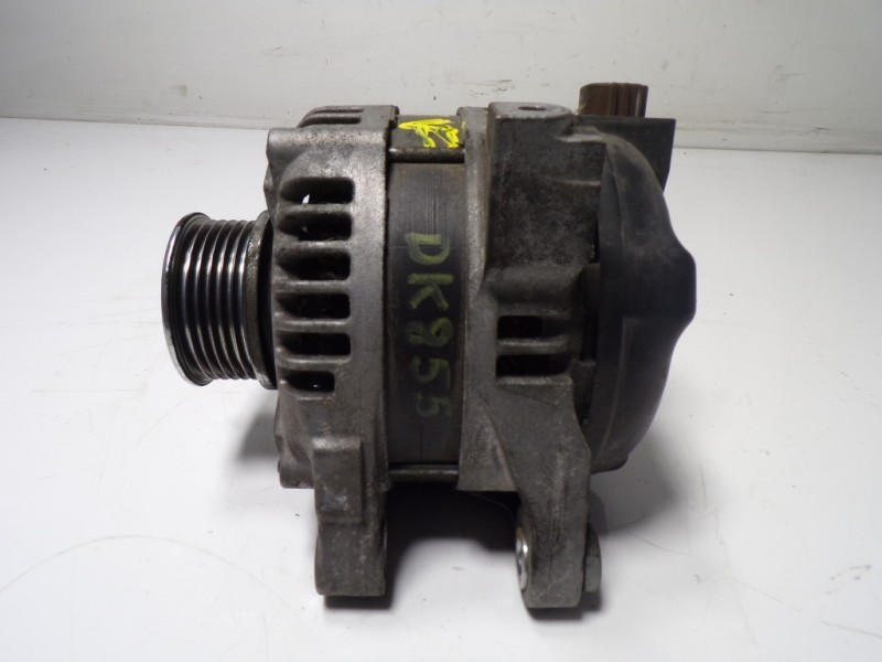 Recambio de alternador para toyota auris 1.4 turbodiesel cat referencia OEM IAM 270600N040 270600N040 