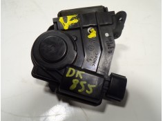 Recambio de cerradura maletero / porton para toyota auris 1.4 turbodiesel cat referencia OEM IAM 6935002080 22981  2