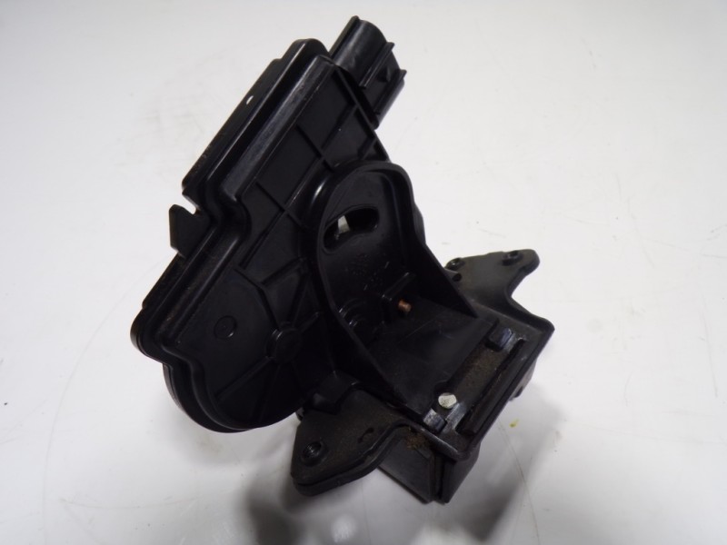 Recambio de cerradura maletero / porton para toyota auris 1.4 turbodiesel cat referencia OEM IAM 6935002080 22981 