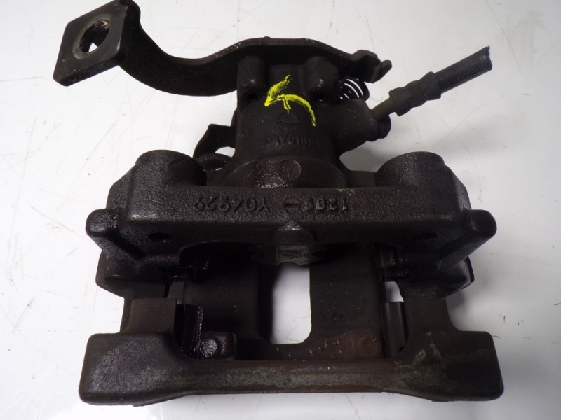 Recambio de pinza freno trasera izquierda para toyota auris 1.4 turbodiesel cat referencia OEM IAM 4785002100  