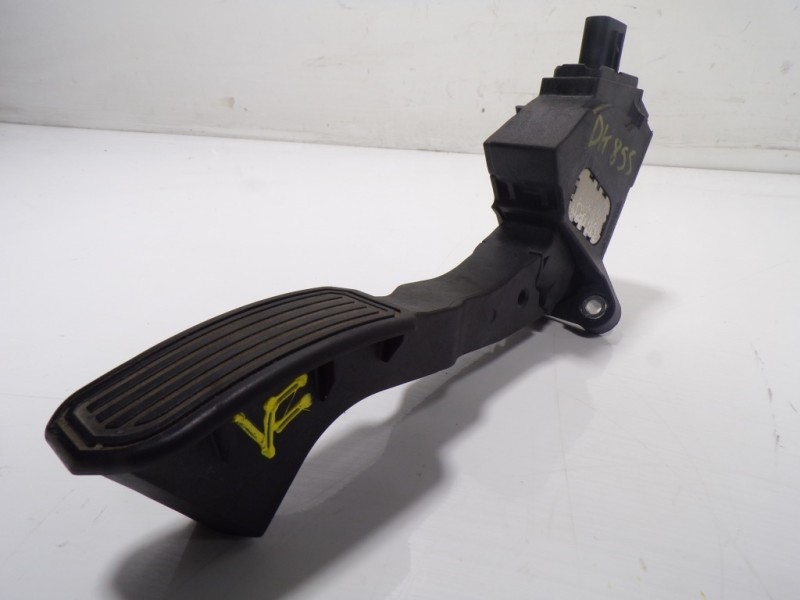 Recambio de potenciometro pedal para toyota auris 1.4 turbodiesel cat referencia OEM IAM 7811002012 7811002012 