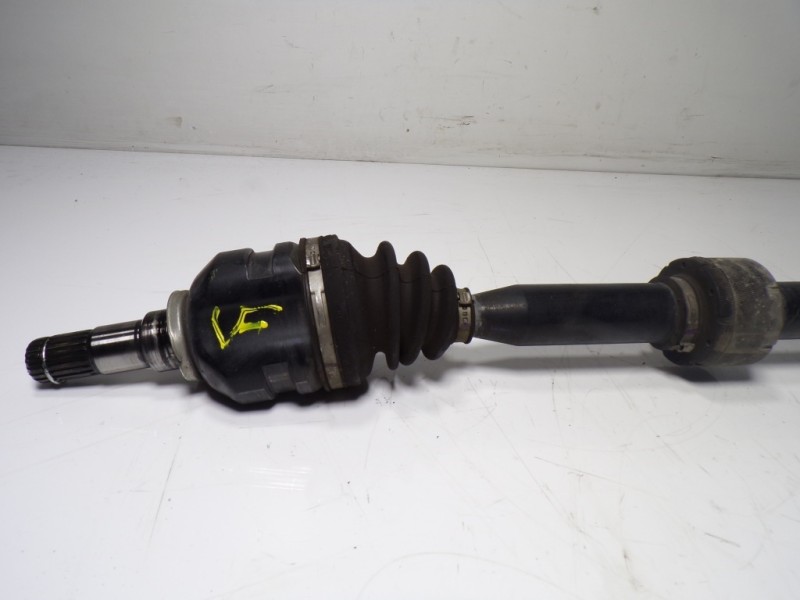 Recambio de transmision derecha para toyota auris 1.4 turbodiesel cat referencia OEM IAM 4341002580  