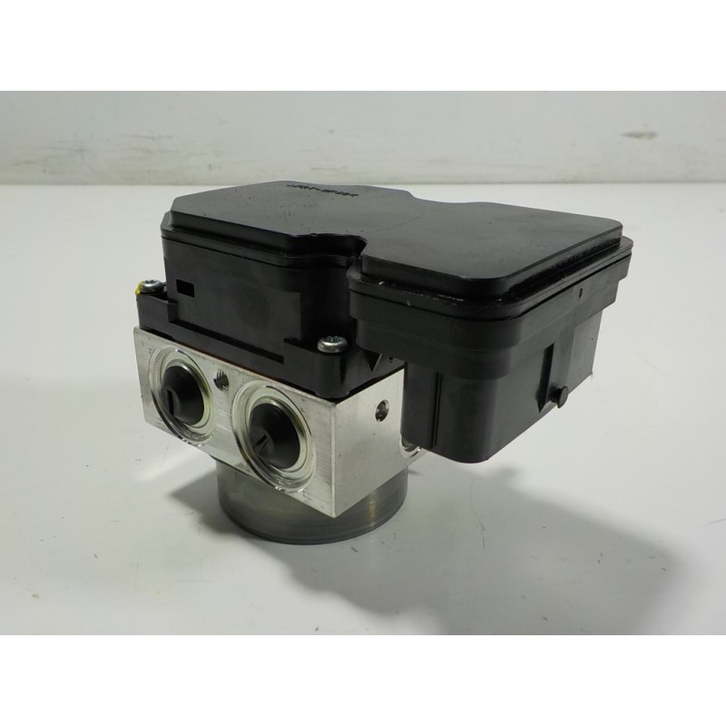 Recambio de abs para toyota corolla (e21) hybrid 90kw referencia OEM IAM 4405012E70 4451012600 11304041900