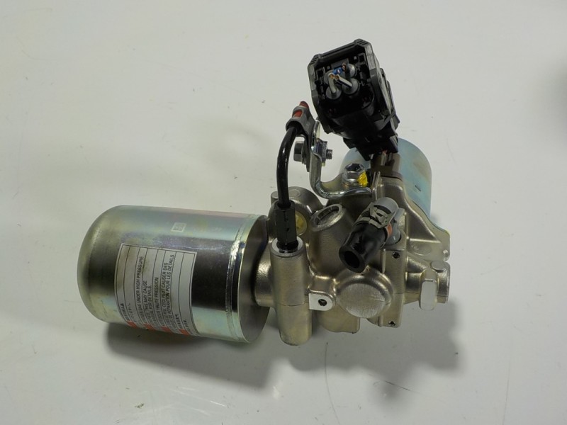 Recambio de abs para toyota corolla (e21) hybrid 90kw referencia OEM IAM 4707047090 4707047070 12061340496