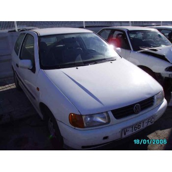 VOLKSWAGEN POLO BERLINA (6N1)