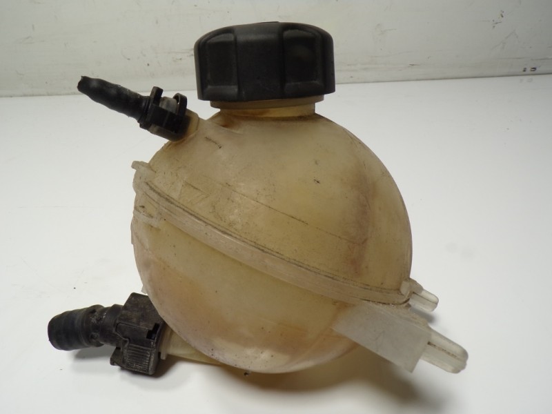 Recambio de deposito expansion para peugeot 5008 2.0 16v hdi fap cat (rhh / dw10cted4) referencia OEM IAM  968452768002 