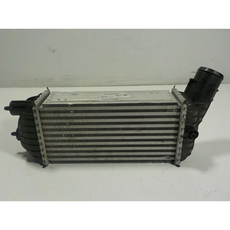 Recambio de intercooler para peugeot 5008 2.0 16v hdi fap cat (rhh / dw10cted4) referencia OEM IAM 0384P3 8ML376746591 