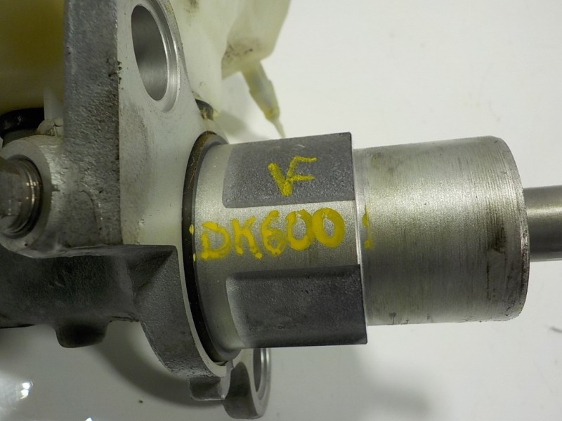 Recambio de bomba freno para audi a4 ber. (b8) 2.0 16v tdi referencia OEM IAM 8K0611301A 8K0611301A 