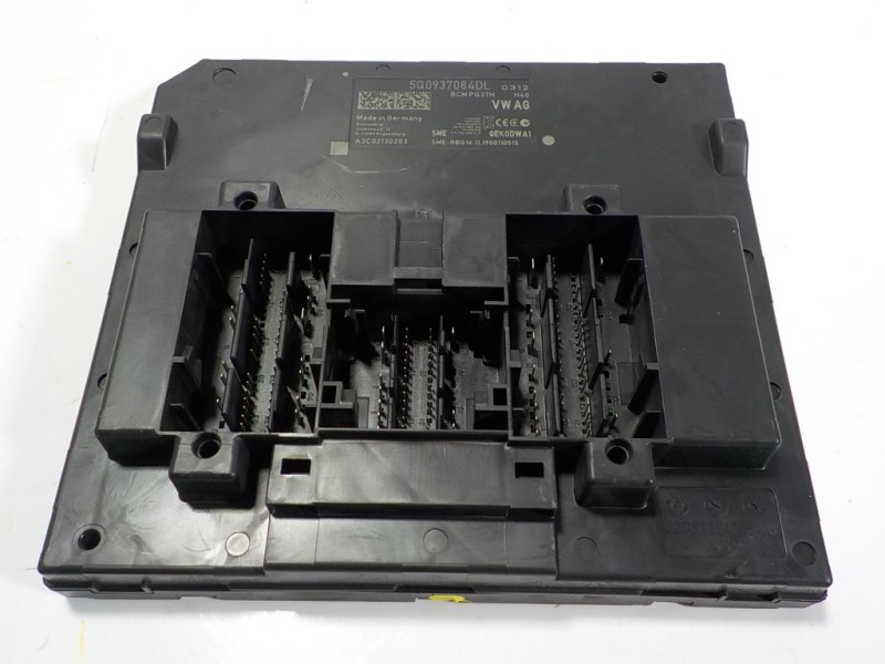Recambio de modulo electronico para audi a1 sportback (gba) 1.0 tfsi referencia OEM IAM 5Q0937084DL 5Q0937084DL 5Q0937084DH