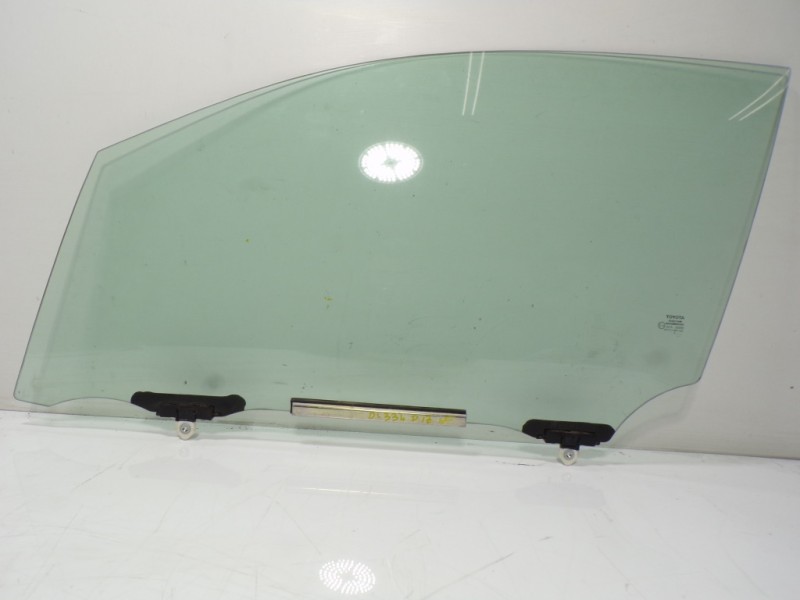 Recambio de cristal puerta delantero izquierdo para toyota c-hr hybrid dynamic referencia OEM IAM 68102F4010  