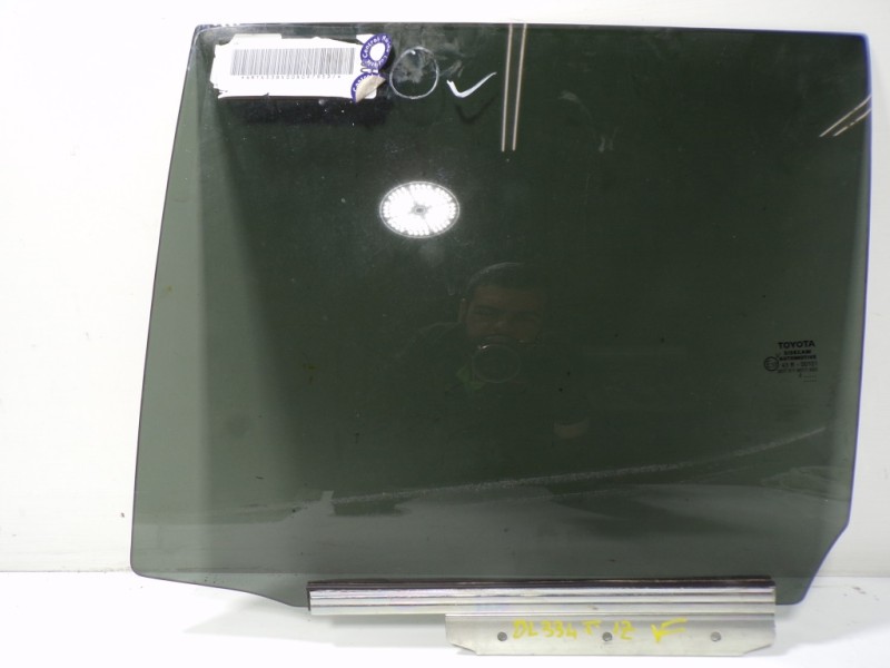 Recambio de cristal puerta trasero izquierdo para toyota c-hr hybrid dynamic referencia OEM IAM 68104F4020  