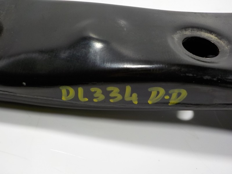 Recambio de brazo suspension inferior delantero derecho para toyota c-hr hybrid dynamic referencia OEM IAM 4806810130  