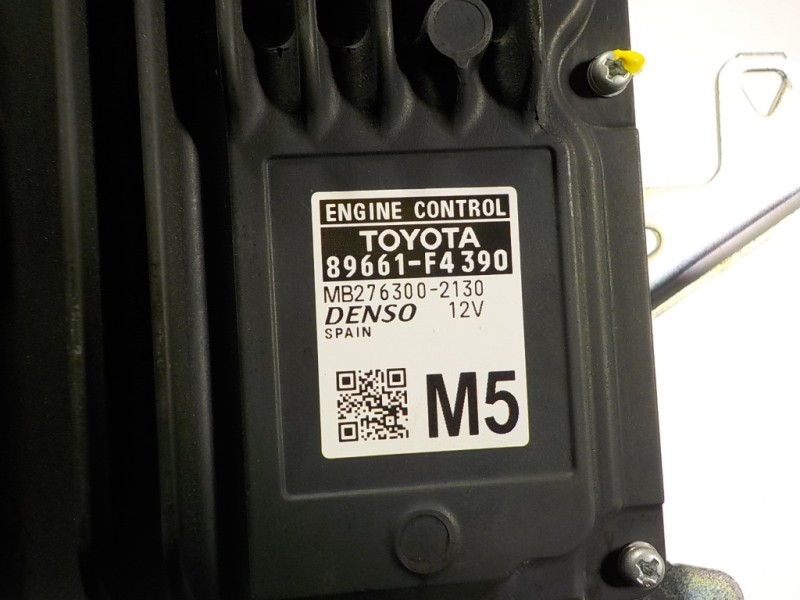 Recambio de centralita motor uce para toyota c-hr hybrid dynamic referencia OEM IAM 89661F4390 89661F4390 