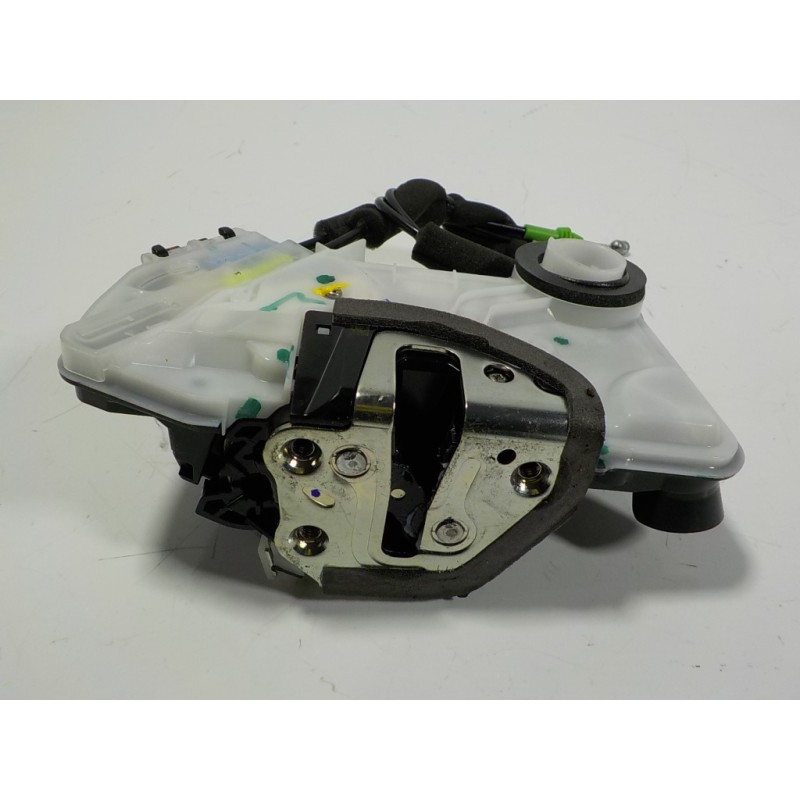 Recambio de cerradura puerta delantera derecha para toyota c-hr hybrid dynamic referencia OEM IAM 6903002511  