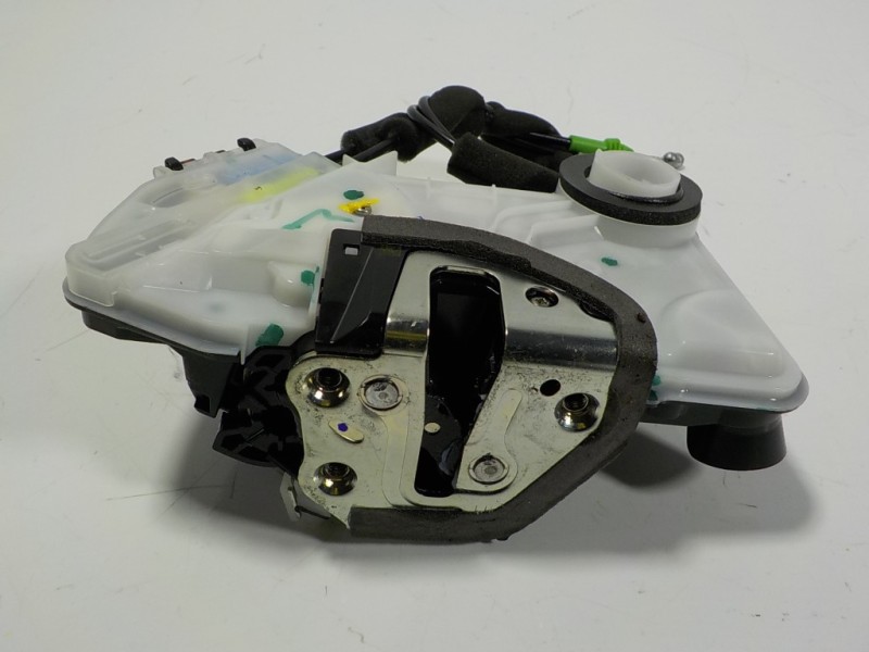 Recambio de cerradura puerta delantera derecha para toyota c-hr hybrid dynamic referencia OEM IAM 6903002511  
