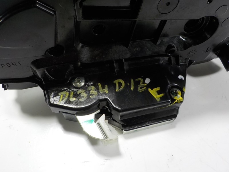 Recambio de cerradura puerta delantera izquierda para toyota c-hr hybrid dynamic referencia OEM IAM 6904002491  