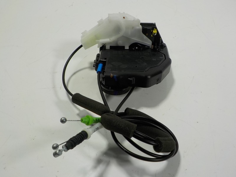 Recambio de cerradura puerta trasera derecha para toyota c-hr hybrid dynamic referencia OEM IAM 69050F4010 20408118 