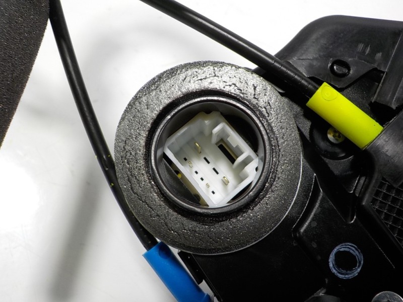 Recambio de cerradura puerta trasera derecha para toyota c-hr hybrid dynamic referencia OEM IAM 69050F4010 20408118 