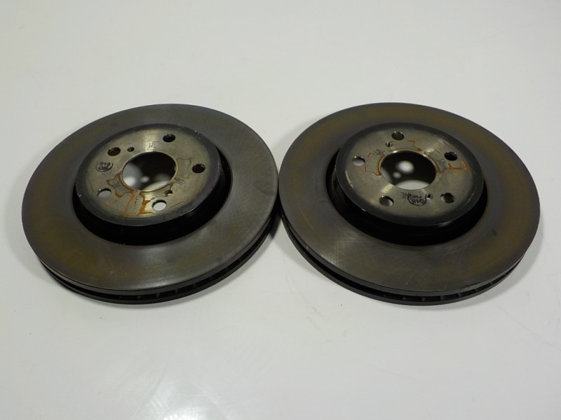 Recambio de disco freno delantero para toyota c-hr hybrid dynamic referencia OEM IAM 43512F4010  